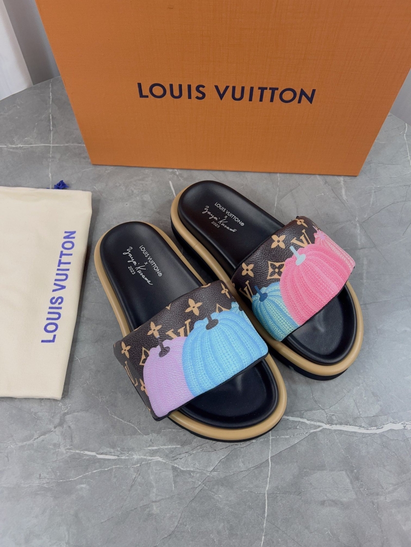 Louis Vuitton Slippers